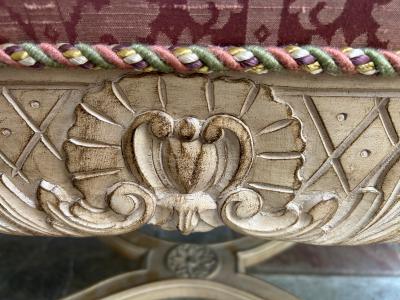 Dorothy Draper Elegant Italian Hollywood Regency Carved Wood Bench Dorothy Draper style