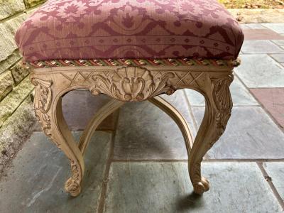 Dorothy Draper Elegant Italian Hollywood Regency Carved Wood Bench Dorothy Draper style