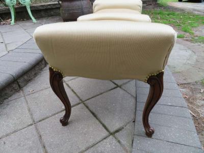 Dorothy Draper Elegant Regency Modern Cabriolet Leg Upholstered Bench Dorothy Draper