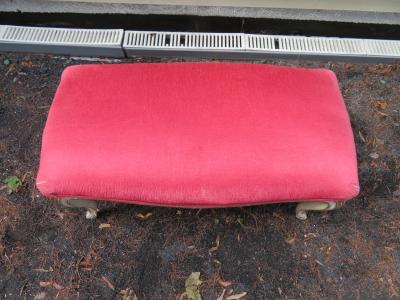 Dorothy Draper Hollywood Regency Cabriole Leg Bench Painted Gilt Finish