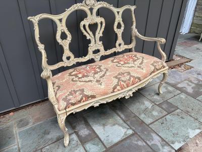 Dorothy Draper Lovely French Louis XV Style Parlor Bench Openwork Backrest Dorothy Draper