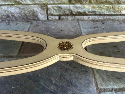 Dorothy Draper Lovely French Provincial Louis XV Style Painted Wood Bench Dorothy Draper