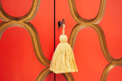 Dorothy Draper PAIR OF DOROTHY DRAPER ESPANA CABINETS FOR HERITAGE HENREDON