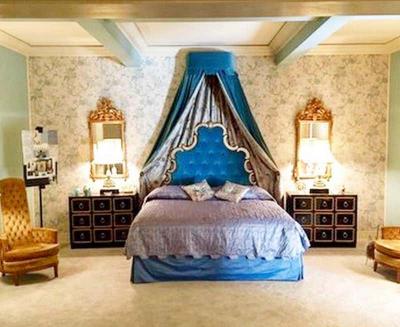 Dorothy Draper Pair of Authentic Dorothy Draper Espana Chests in Traditional Black Bean