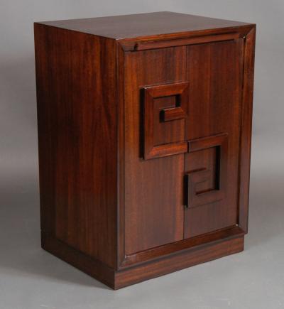 Dorothy Draper Pair of Dorothy Draper Bedside Tables