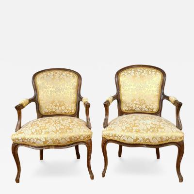 Dorothy Draper Pair of Fancy French Louis XV Refined Fauteuils Chairs Mid Century