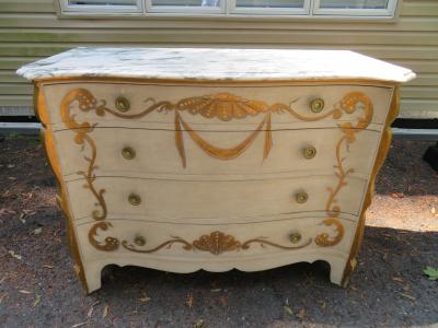Dorothy Draper Stunning Dorothy Draper style Marble Top Chest Gilt Decoration