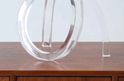 Dorothy Thorpe Dorothy Thorpe Pretzel Lucite Table Lamp