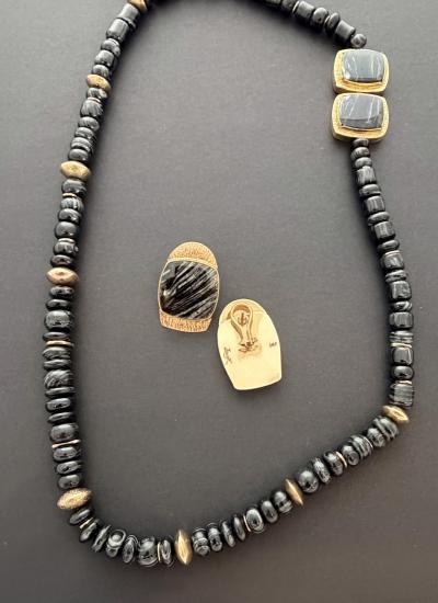 Duane Maktima Gold onyx necklace and earrings set14 kt gold
