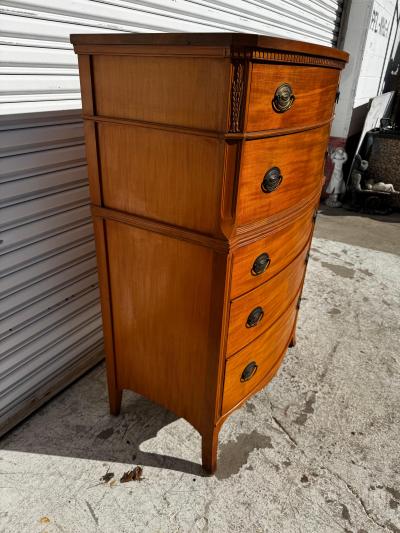 Duncan Phyfe Duncan Phyfe Style 5 Drawer Ribbon Mahogany Chest