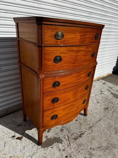 Duncan Phyfe Duncan Phyfe Style 5 Drawer Ribbon Mahogany Chest