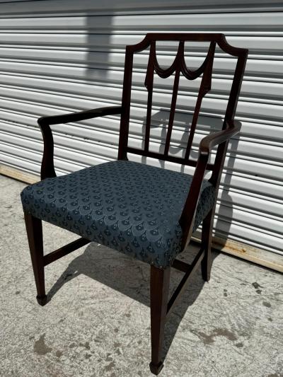 Duncan Phyfe Early 20th Century Duncan Phyfe Mahogany Lincoln Drape Armchair