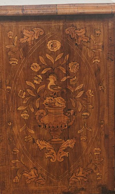 Dutch Block Front Chest of Drawers early 18th century