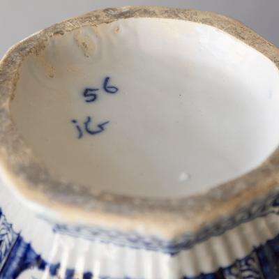 EARLY 18TH CENTURY DUTCH DELFT GARNITURE