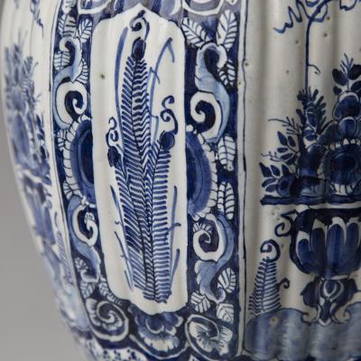 EARLY 19th CENTURY DELFT OCTAGONAL BALUSTER VASE CONVERTED TO A LAMP