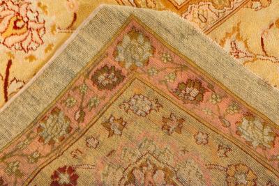 EARLY 20TH CENTURY INDIAN AMRITSAR RUG