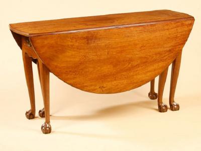 EARLY CHIPPENDALE SIX LEGGED DROP LEAF TABLE FITTED WITH A DRAWER