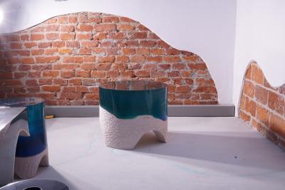 EDUARD LOCOTA Immerso Side Table Stool Eduard Locota Sculptural Design with Resin Marble