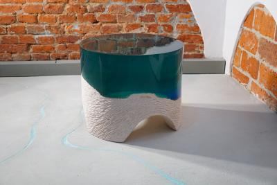 EDUARD LOCOTA Immerso Side Table Stool Eduard Locota Sculptural Design with Resin Marble