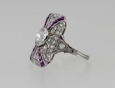 EDWARDIAN DIAMOND AND RUBY PLATINUM RING CIRCA 1910
