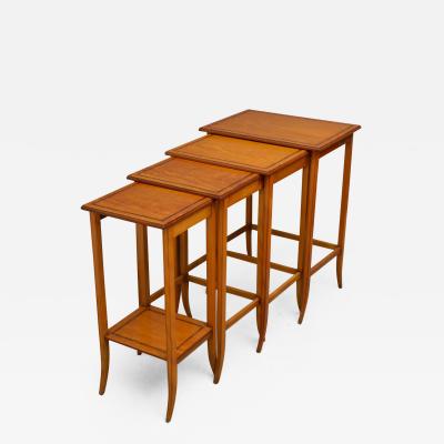 EDWARDIAN SATINWOOD QUARTETTO NEST OF TABLES