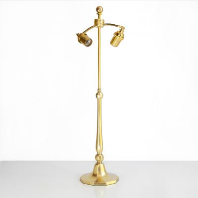 ELEGANT DANISH ART DECO POLISHED BRASS TABLE LAMP WITH DECAGON BASE 