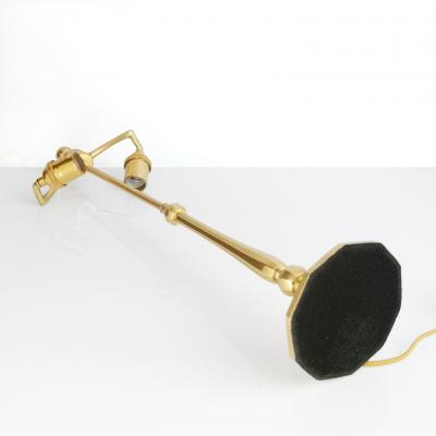 ELEGANT DANISH ART DECO POLISHED BRASS TABLE LAMP WITH DECAGON BASE 