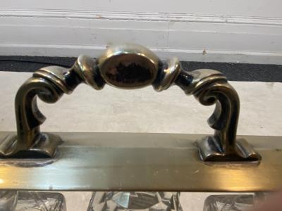 ELEGANT VICTORIAN THREE DECANTER TANTALUS