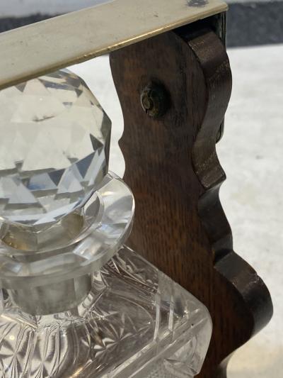 ELEGANT VICTORIAN THREE DECANTER TANTALUS