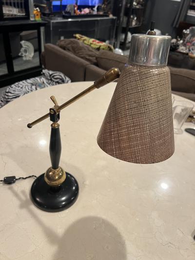 EMERALITE LIGHTING COMPANY MID CENTURY BRASS BLACK ENAMEL AND GRASSCLOTH FIBERGLASS SHADE DESK LAMP