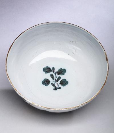 ENGLISH DELFT PUNCH BOWL DECORATED IN FAZACKERLY COLORS