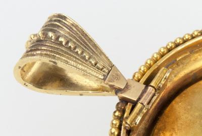 ETRUSCAN REVIVAL PENDANT WITH ENAMEL