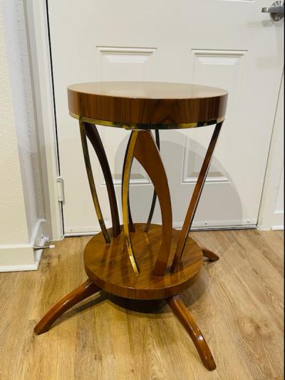 EXCEPTIONAL ITALIAN MID CENTURY LACQUERED WOOD AND BRASS TABLE