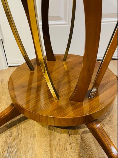 EXCEPTIONAL ITALIAN MID CENTURY LACQUERED WOOD AND BRASS TABLE