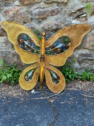 EXCEPTIONAL ITALIAN MULTI COLOR CRYSTAL AND GILT METAL BUTTERFLY LIGHT SCONCE
