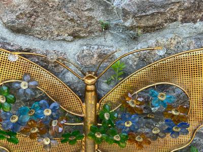 EXCEPTIONAL ITALIAN MULTI COLOR CRYSTAL AND GILT METAL BUTTERFLY LIGHT SCONCE