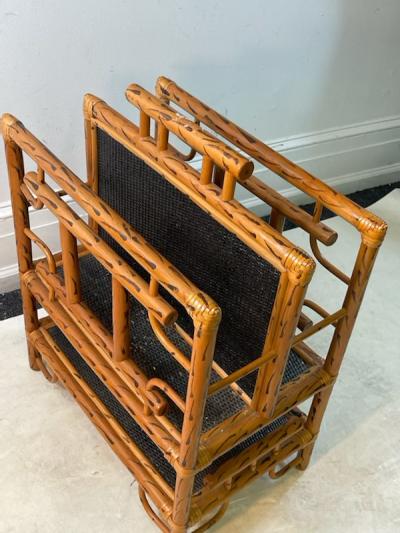 EXCEPTIONAL MODERN CHINOISERIE PAINTED BAMBOO AND RATTAN MAGAZINE RACK