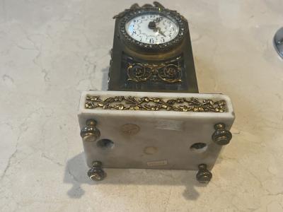 EXQUISITE FRENCH BRONZE BIRDS GLASS ALABASTER CLOCK WITH FANCY PASTE DIAL