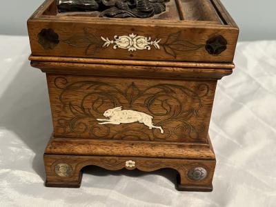 EXQUISITE UNIQUE ANTIQUE INLAID HAND CARVED BOX WITH DOGS BIRDS RABBITS ANGELS