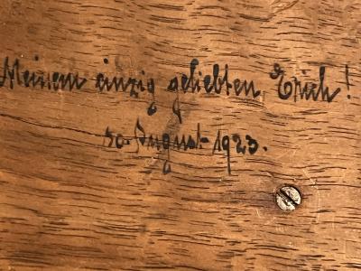 EXQUISITE UNIQUE ANTIQUE INLAID HAND CARVED BOX WITH DOGS BIRDS RABBITS ANGELS