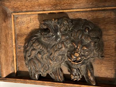EXQUISITE UNIQUE ANTIQUE INLAID HAND CARVED BOX WITH DOGS BIRDS RABBITS ANGELS