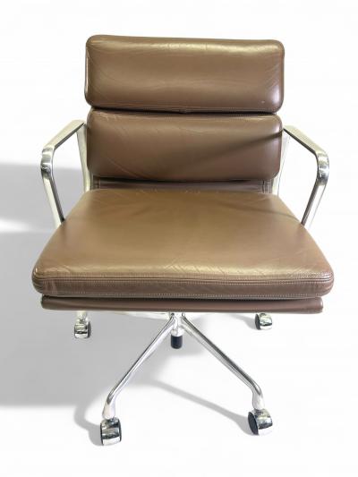 Eames for Herman Miller Aluminum Group Soft Pad Chair in Brown Leather