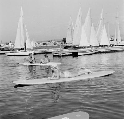 Earl Leaf California Beach Girl