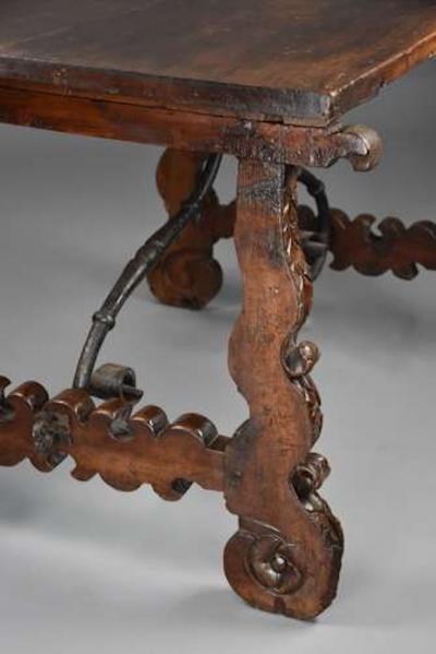 Early 17th century walnut Spanish table with good original patina