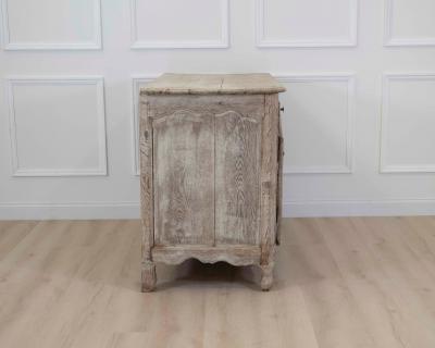 Early 18th Century Bleached Oak Hunting Sideboard