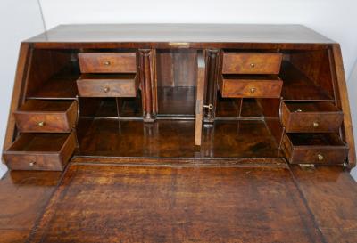 Early 18th Century English Walnut Veneered Stepped Interior Georgian Bureau Desk