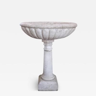 Early 18th Century Italian Antique Hand Carved White Carrara Marble Font