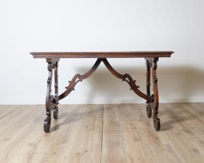 Early 18th Century Italian Fratino Table in Walnut Umbrian Origin