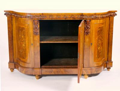 Early 19th Century English Victorian Style Walnut Marquetry Credenza Sideboard