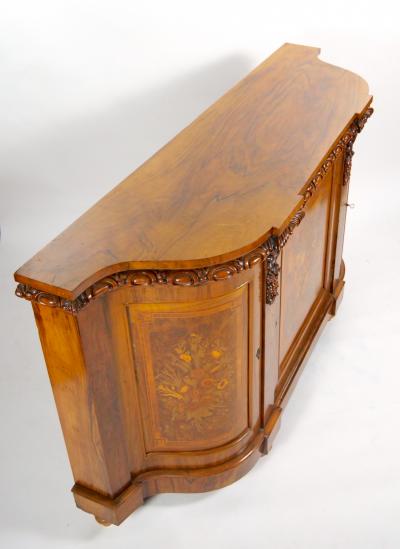 Early 19th Century English Victorian Style Walnut Marquetry Credenza Sideboard
